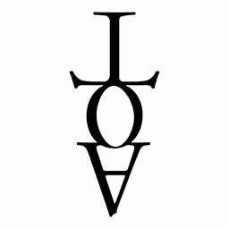 <subject>[headshot] image of customer (for a productivity tools business)</subject>